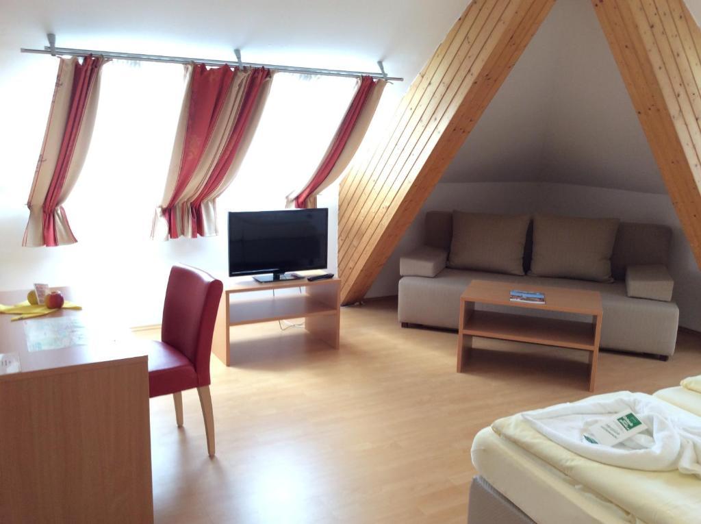Stadthotel Schwerterbraeu Judenburg Cameră foto