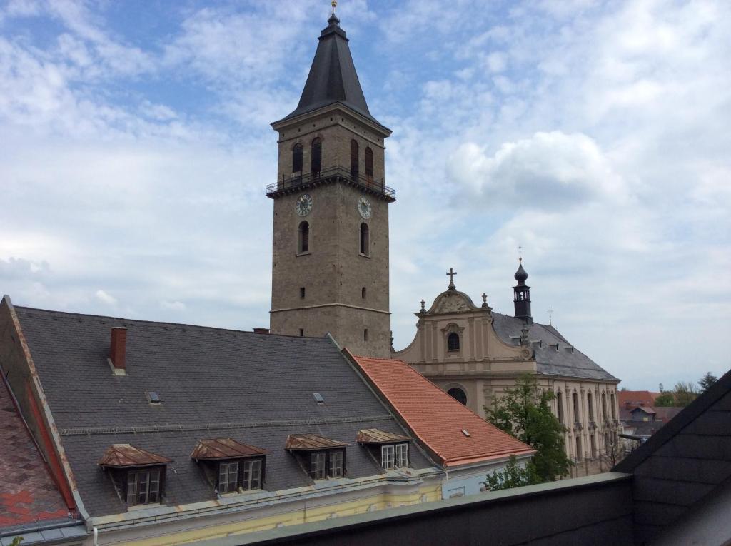 Stadthotel Schwerterbrau Judenburg Exterior foto