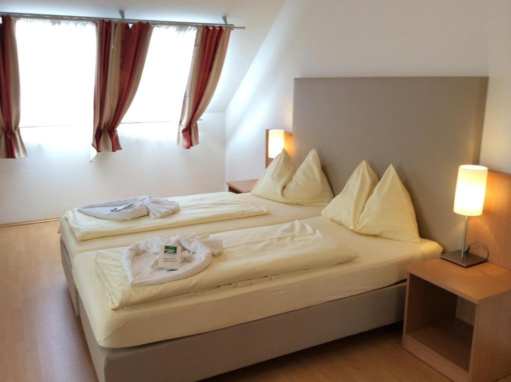 Stadthotel Schwerterbraeu Judenburg Cameră foto
